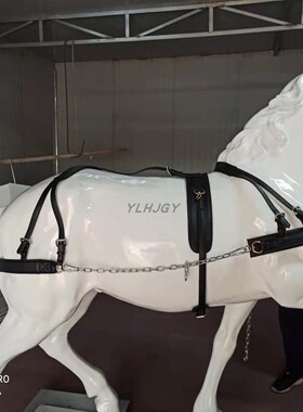 出售玻璃钢假马装饰挽具笼头配件 道具马鞍 马套装饰配件厂家直销
