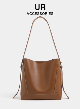 UR水桶包2025新款包包女式托特包斜挎单肩包极简风大气女包通勤包