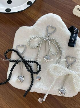 小香新款质感银色黑色串珠仿珍珠蝴蝶结包包挂件爱心挂饰配饰