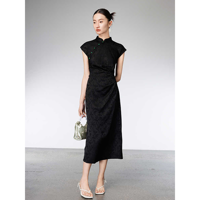 新中式国风旗袍年会主持人晚宴礼