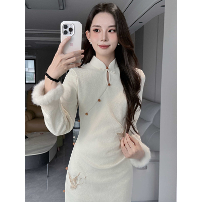 白色冬季复古旗袍女2025年新款