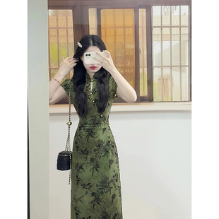 新中式 绿色旗袍连衣裙女夏高端复古改良旗袍裙绣花设计感国风长裙