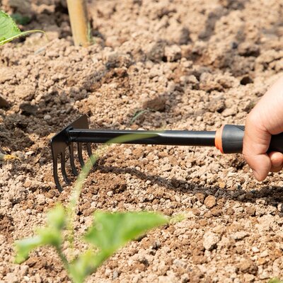 养殖场挖泥方便五金工具铁铲花园多功能幼儿园小型挖野菜挖土铁锹