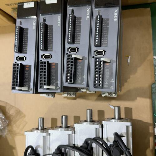 〔议价-可维修〕伺服驱动器DS5L1-20P4-PTA，0.4KW，三相均有现货