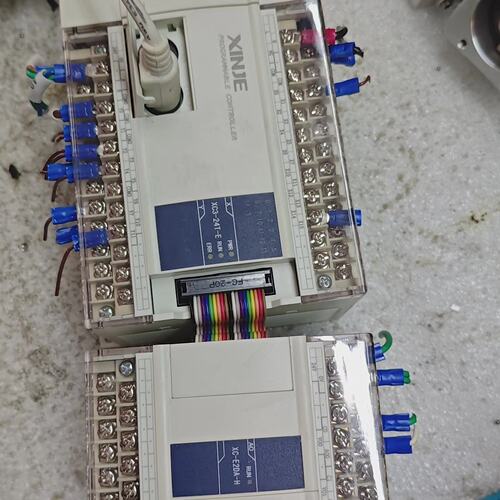 〔议价-可维修〕信捷plc模块XC3-24T-E和xc-2ad2pt-bd和均有现货
