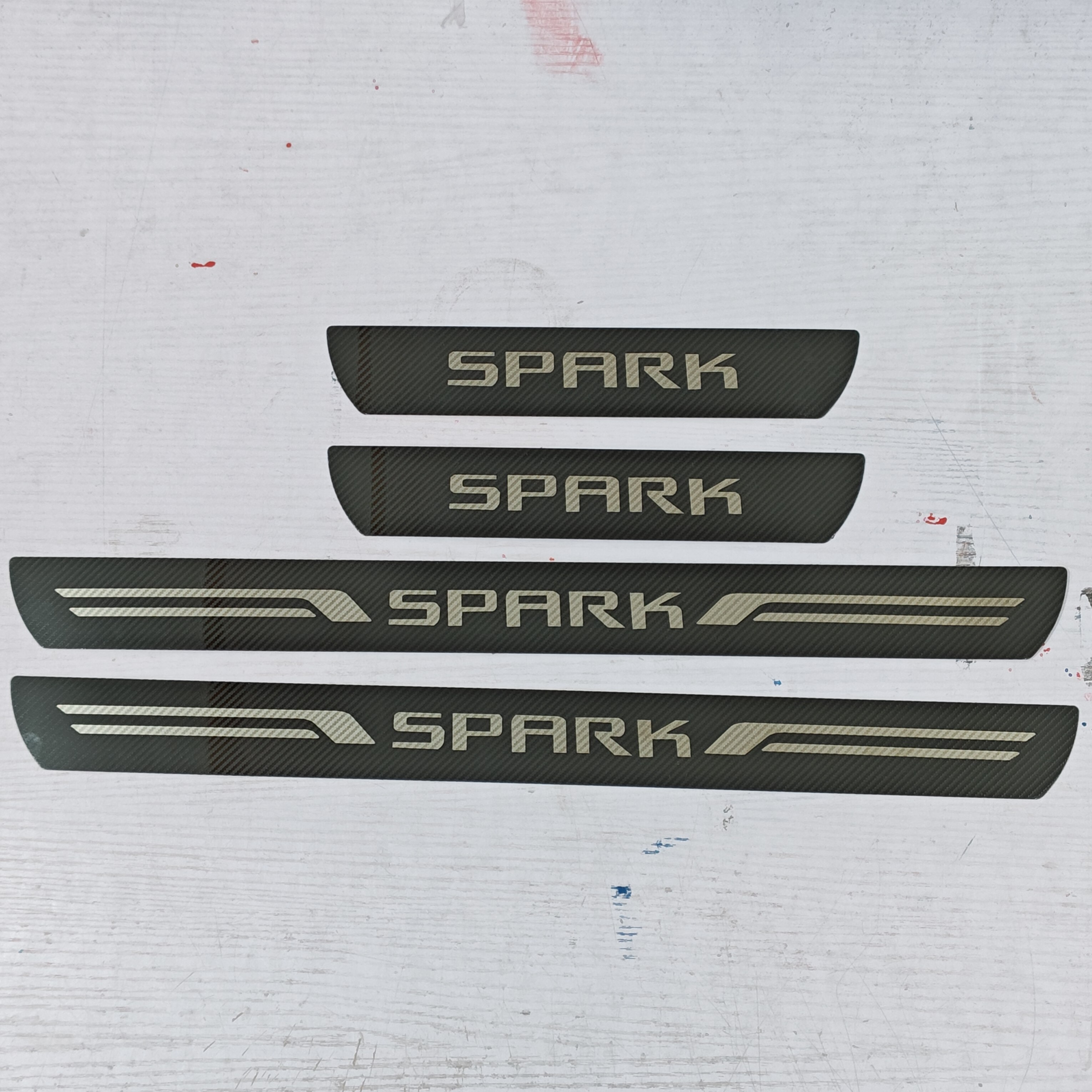 适用雪佛兰spark超薄碳纤汽车门槛条防护防刮迎宾踏板不锈钢保护