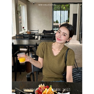 贝湖 短袖 许大晴 简约休闲纯色针织薄款 百搭T恤 上衣女夏季 新款