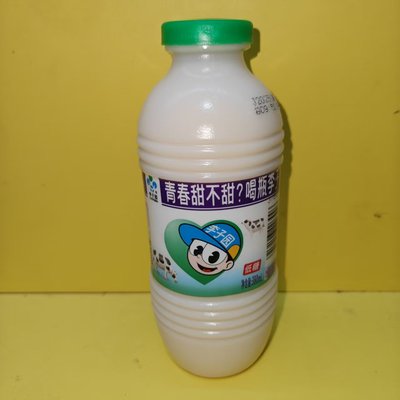 好吃休闲零食李子园甜牛奶饮品380ml瓶装【全店满39元包邮】