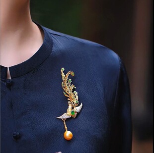 镀金凤凰胸针女新中式宫廷风花丝镶嵌蛋面仿翡翠金珠吊坠