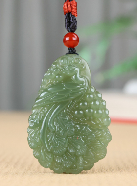 和田玉青海料湖水绿孔雀吊坠项链男女玉佩吊坠呈祥玉石项坠