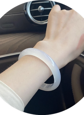 冰种白玛瑙手镯细条女款玉髓荔枝冻天然白月光天然玉石镯子高冰透