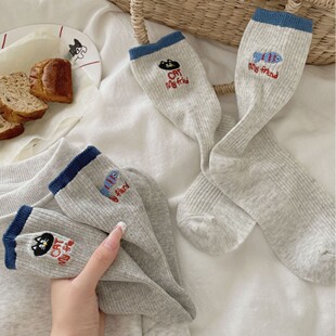 秋冬新款袜子女个性潮袜拼色AB版刺绣小猫小鱼可爱卡通字母中筒