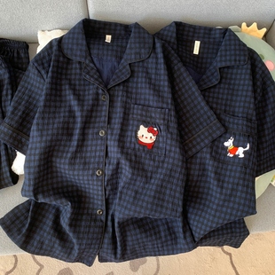 短袖 高級(jí)黑藍(lán)格子情侶睡衣男女夏季 云朵純棉卡通刺繡臘腸狗三件套