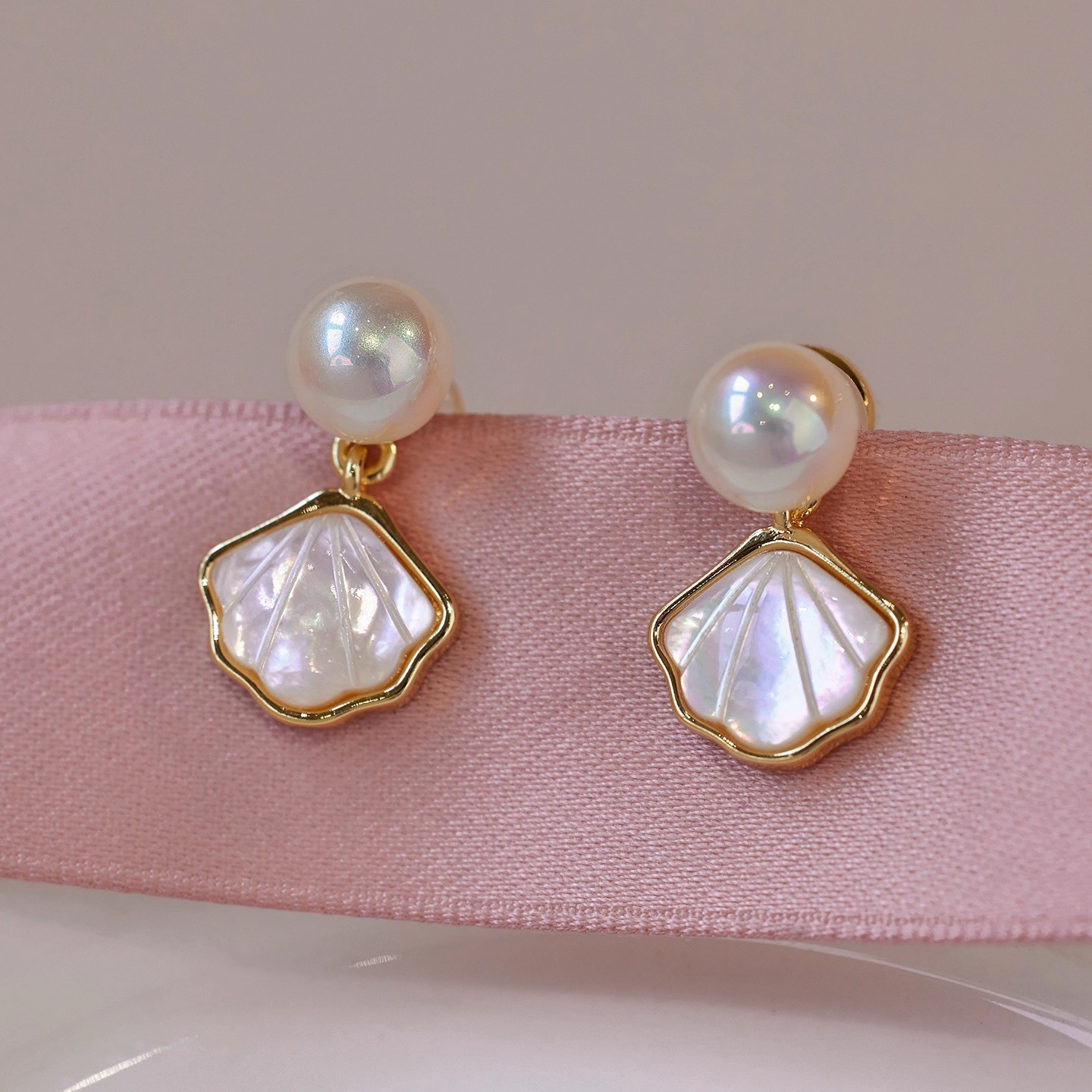 一辈子耳钉高级感扇形天然白贝母耳环贝珠耳坠银珍*家珍珠耳饰女