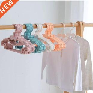 1Pc 4 Colors Kids Clothes Hanger Racks Portable Plastic Disp