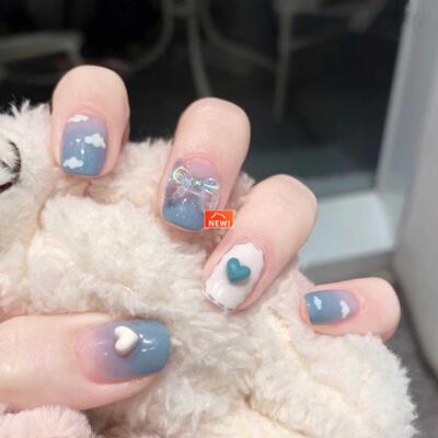 Short 24pcs Fake Nails Sky Blue Cloud Acrylic Nail Tips Hear