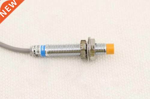 5Pcs LJ8A-1-Z/BX with screw thread close switch embedded M8