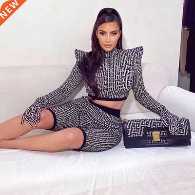 Celebrity with high collar zipper polyester letter printing