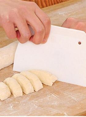 Dough Cutter Trapezoid Spatula Dough Scraper Kitchen Butter