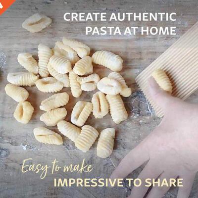 1pcs Wooden Spiral Tool Wooden Board Non-Stick Butter Pasta
