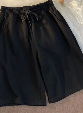 纯色宽松松紧腰运动短裤Solidcolor elastic waist sports shorts