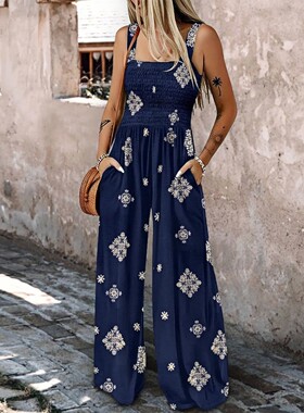 挂脖刺绣阔腿连体裤Hangingneck embroidered jumpsuit for women