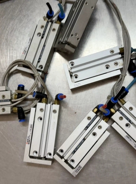 SMCMXH6-40滑台气缸，拆机品，成色新，功能完好； 议价