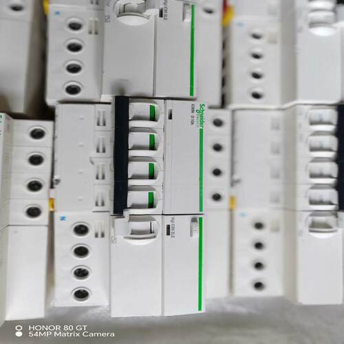 施耐德漏电断路器ic65N 4P  10A  16A(议价）