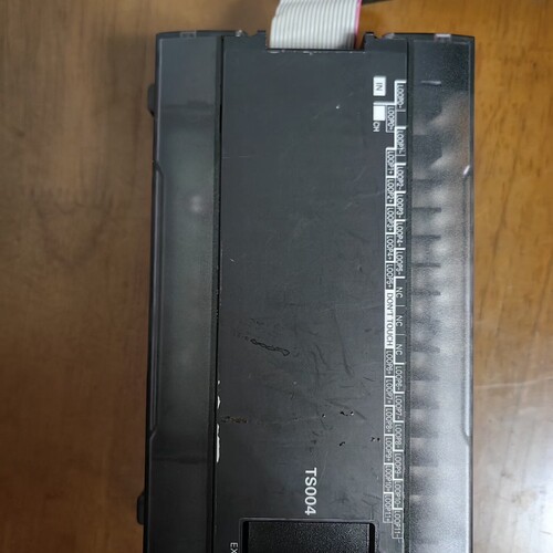 欧姆龙CP1W-TS004温度控制模块，实物如图，。更多 议价