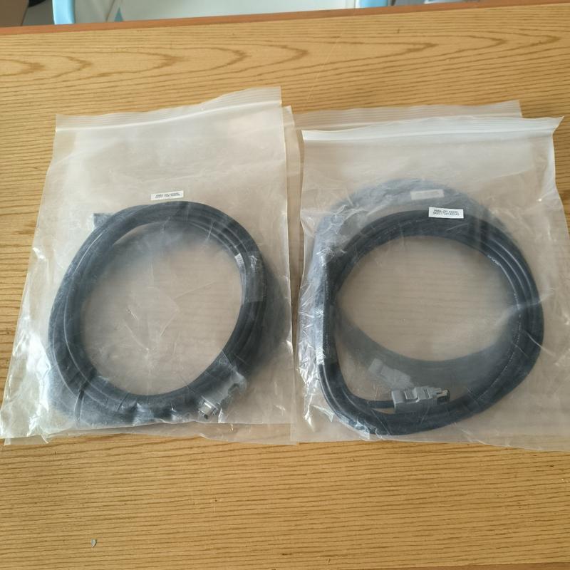 1S/G5伺服编码器线 R88A-CR1A003C (议价）