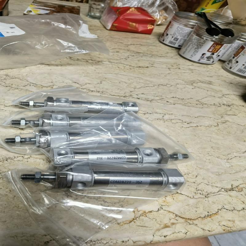 SMC气缸CDM2BZ20 气动配件气动气缸(议价）