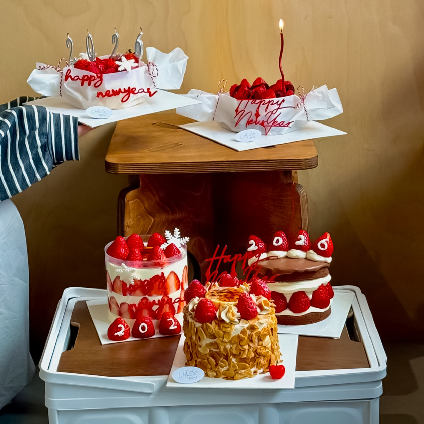 2026跨年夜新年糖果盒草莓蛋糕装饰包装纸迷你数字蜡烛亚克力插件,节庆用品/礼品,蛋糕/烘焙装饰用品,淘宝优惠券,粉丝福利购,淘宝优惠卷