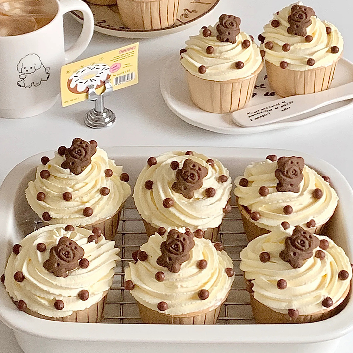 简约款家庭公司朋友聚餐小熊纸杯蛋糕装饰可爱小熊饼干脆米球插件,节庆用品/礼品,蛋糕/烘焙装饰用品,淘宝优惠券,粉丝福利购,淘宝优惠卷