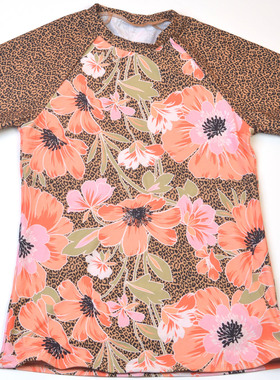 外贸品牌N**T度假舒适显瘦印花短袖分体泳衣时尚温泉泳装女款