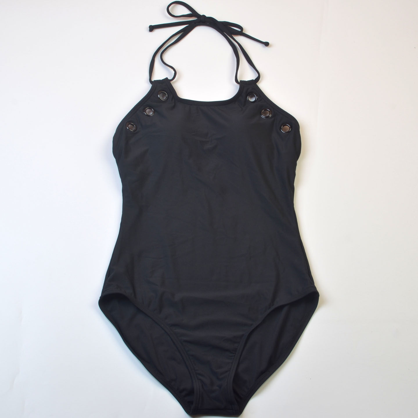 美国奢侈品牌D**Y沙滩纯色性感挂脖连体泳衣时尚舒适显瘦温泉泳装