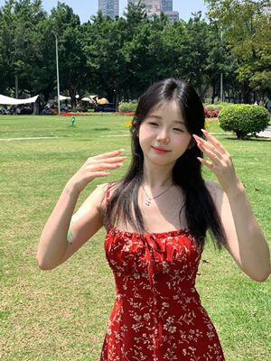 甜美日系vintage碎花吊带连衣裙子女夏季休闲收腰无袖海边度假风