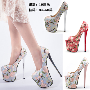 刺绣高跟鞋19cm女民族风绣花细跟复古大码34-50胖脚宽cd变装反串