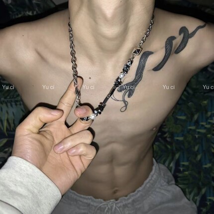 草本果汁半永久（两张）胸前锁骨蛇男女仿真防水持久不反光纹身贴