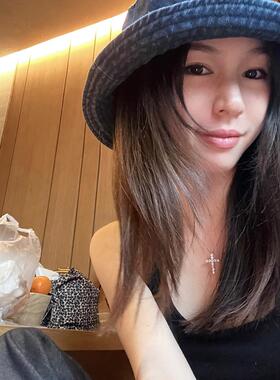 MOMENTHOME 925纯银满钻十字架吊坠项链轻奢高级感锁骨链2025新款
