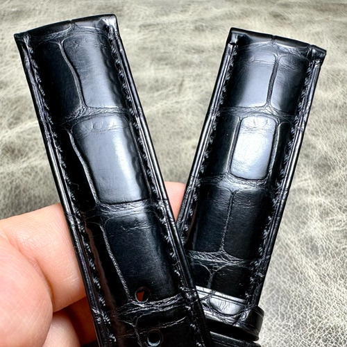 一物一拍，进口料细腻正竹节纹20mm黑色美洲鳄鱼皮针扣表带牛皮底