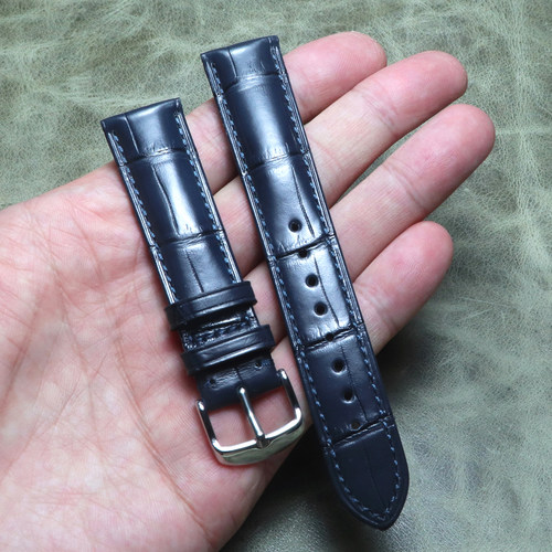 双面真鳄鱼皮腹部竹节纹表带