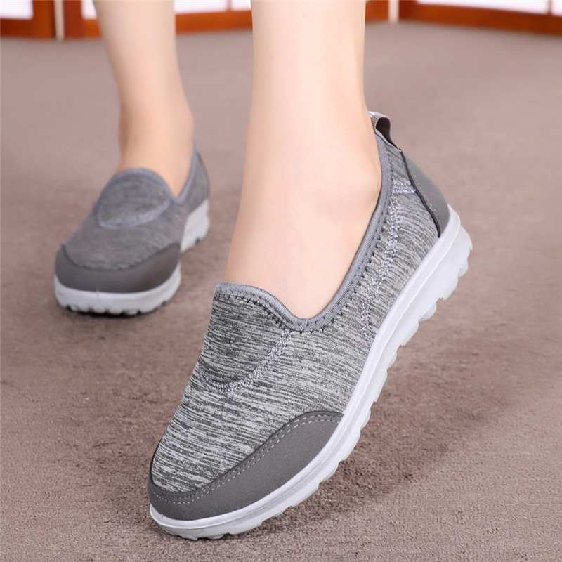 春秋款平底妈妈鞋老北京布鞋防滑透气休闲女鞋中老年健步运动鞋女