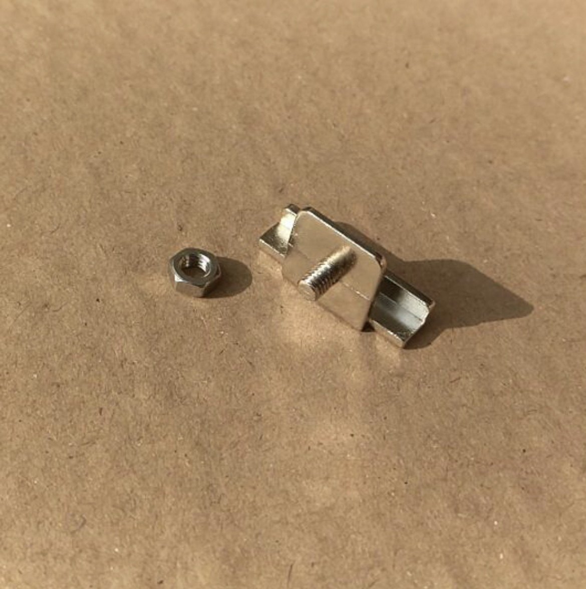 华帝抽油烟机配件e801az/bzczfz/e805az/805a/e601az油杯挂钩挂脚