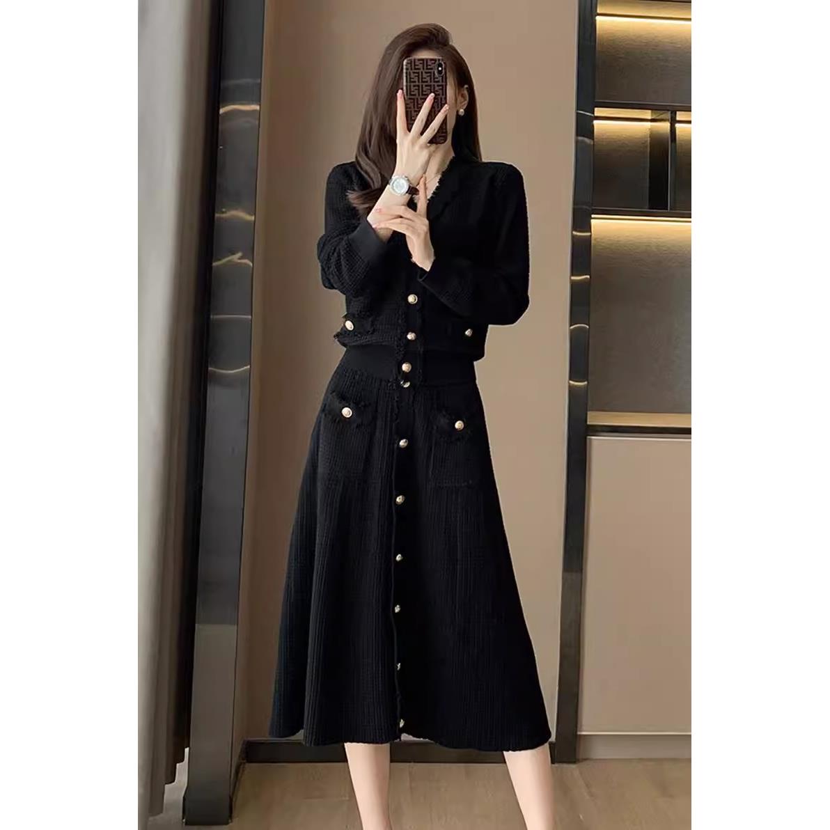 欧洲站秋季2024新款女装名媛裙子高级感套装黑色针织半身裙两件套