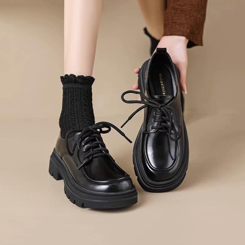 香港2025春秋英伦风小皮鞋女松糕厚底乐福鞋真皮粗跟系带休闲单鞋