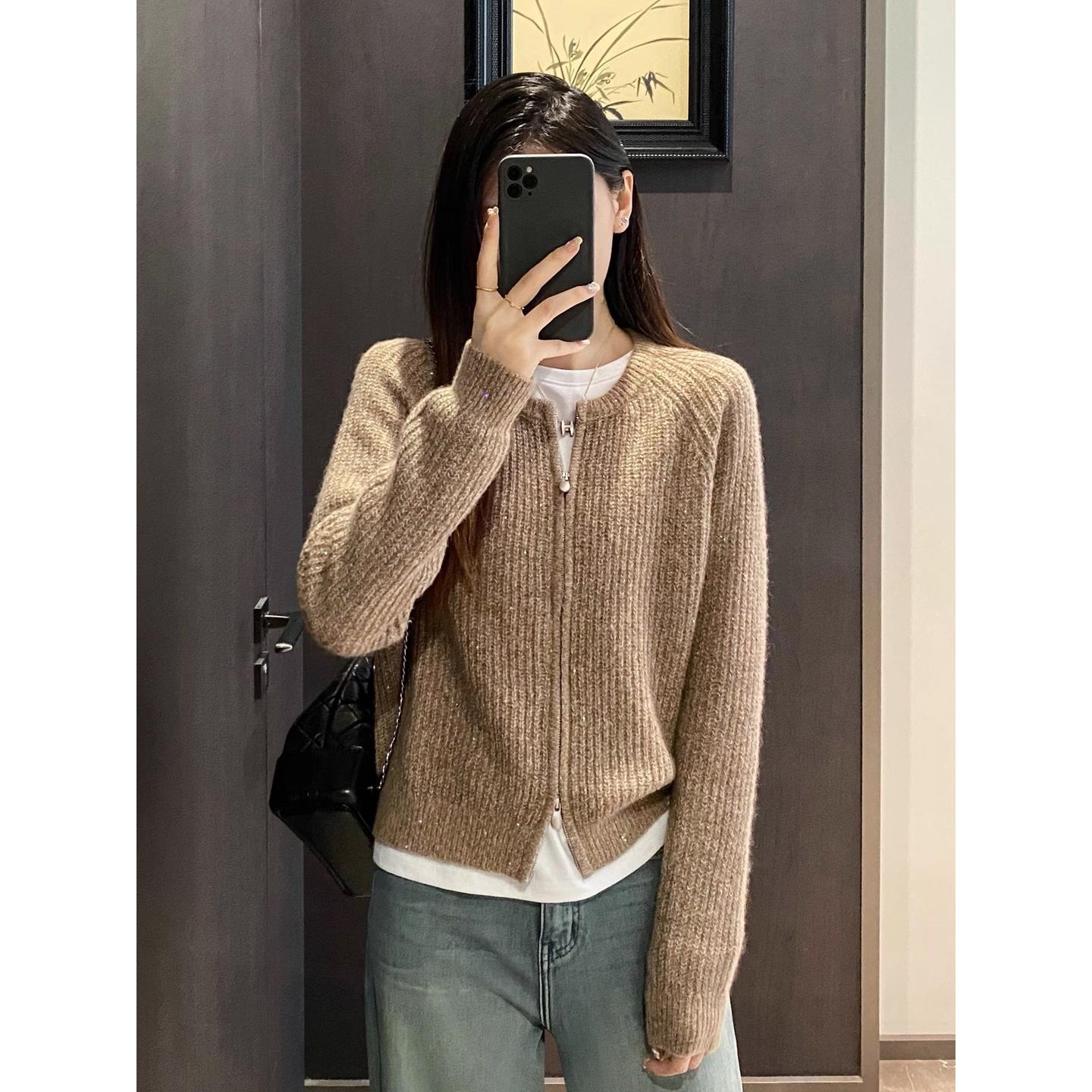 GOLUERJI熠熠闪动静奢羊毛羊绒圆领元宝针拉炼竖坑条针织衫女秋冬