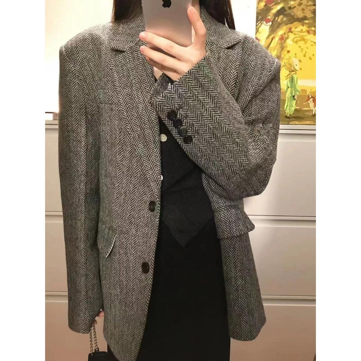 WFYO/粗花呢覆古全羊毛西装外套女宽松人字纹高级感上衣气质大衣