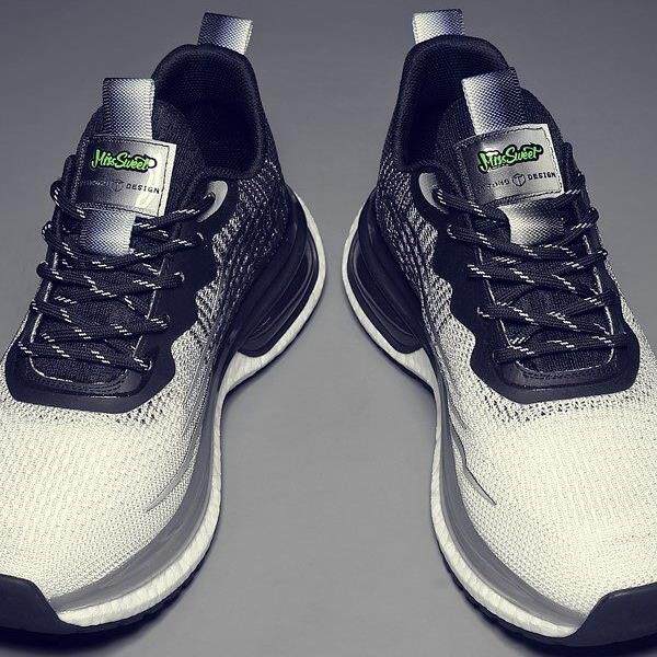 高档男鞋秋冬季透气网面运动鞋男款品牌软底防臭飞织鞋休闲旅游鞋