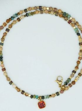 煦色复古设计彩色锆石项链,钛钢材质,可调节十字链,精美红色锆石