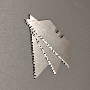 锯齿梯形刀片T型壁纸裁纸地毯切割加厚折叠美工刀重型电工工业用